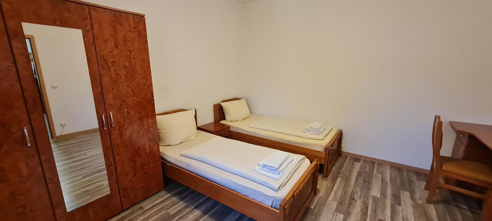 Schoene Hostel Mit Eigene Parking Netflix Youtube Neurenberg Buitenkant foto