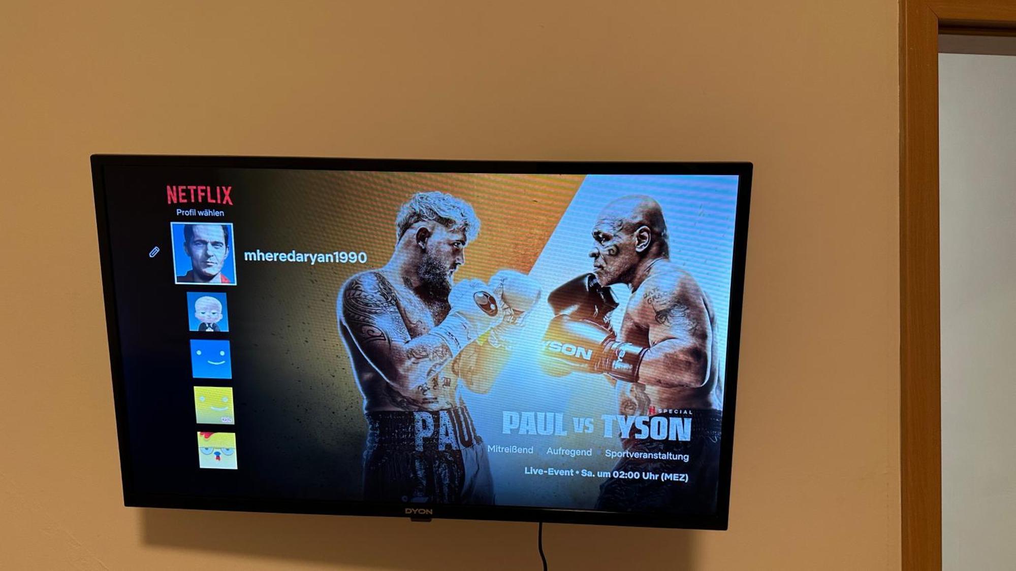 Schoene Hostel Mit Eigene Parking Netflix Youtube Neurenberg Buitenkant foto