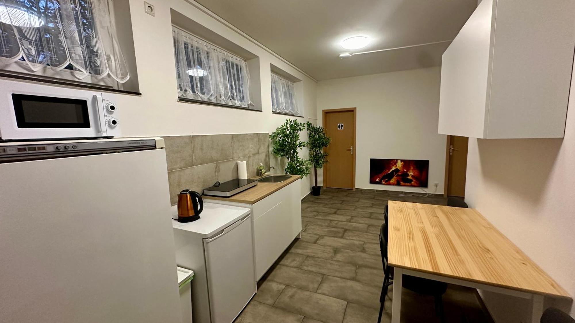 Schoene Hostel Mit Eigene Parking Netflix Youtube Neurenberg Buitenkant foto